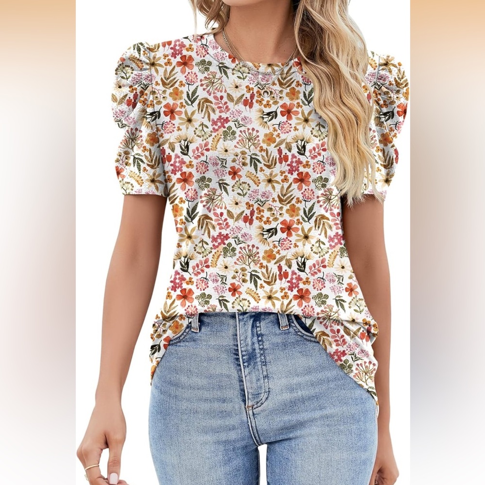 Women's Short-Sleeve Floral Puff-Sleeve Tee - White with Pink & Orange Flowers